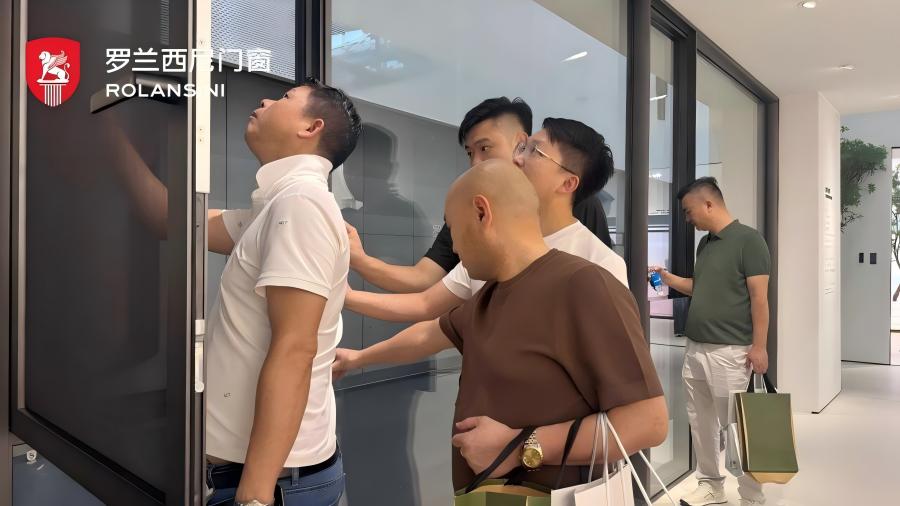 Rolansini Windows and Doors (5) Rolansini Windows and Doors (5)