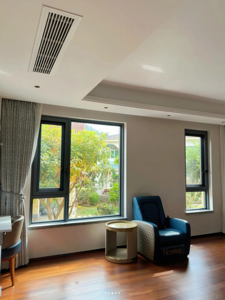 Aluminium Casement Windows
