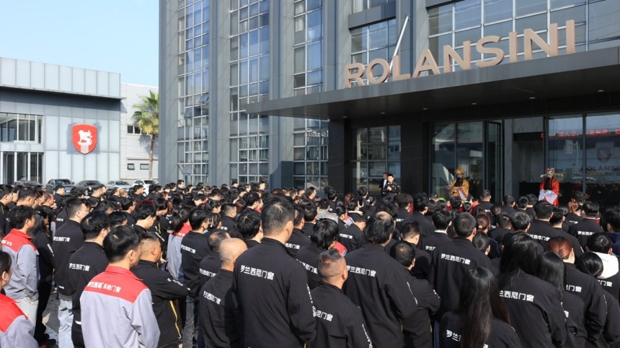 Rolansini aluminum window & door (13).jpg