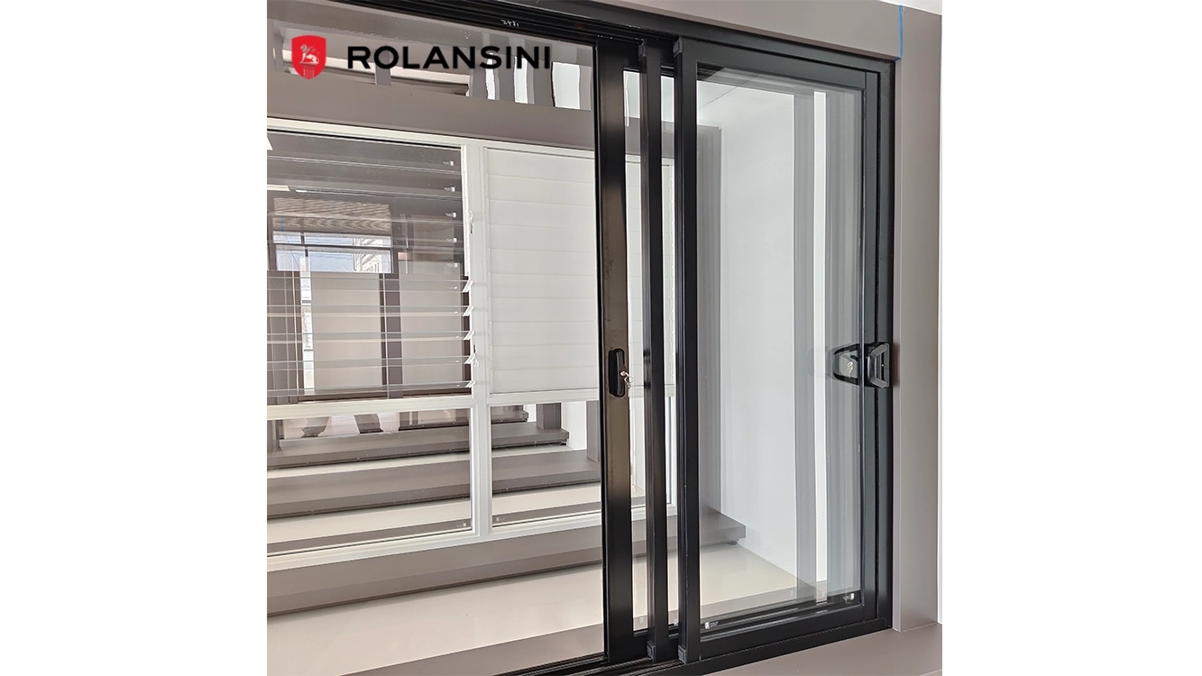 Maximizing Space And Light in Autralian Villas with Aluminum Sliding Doors