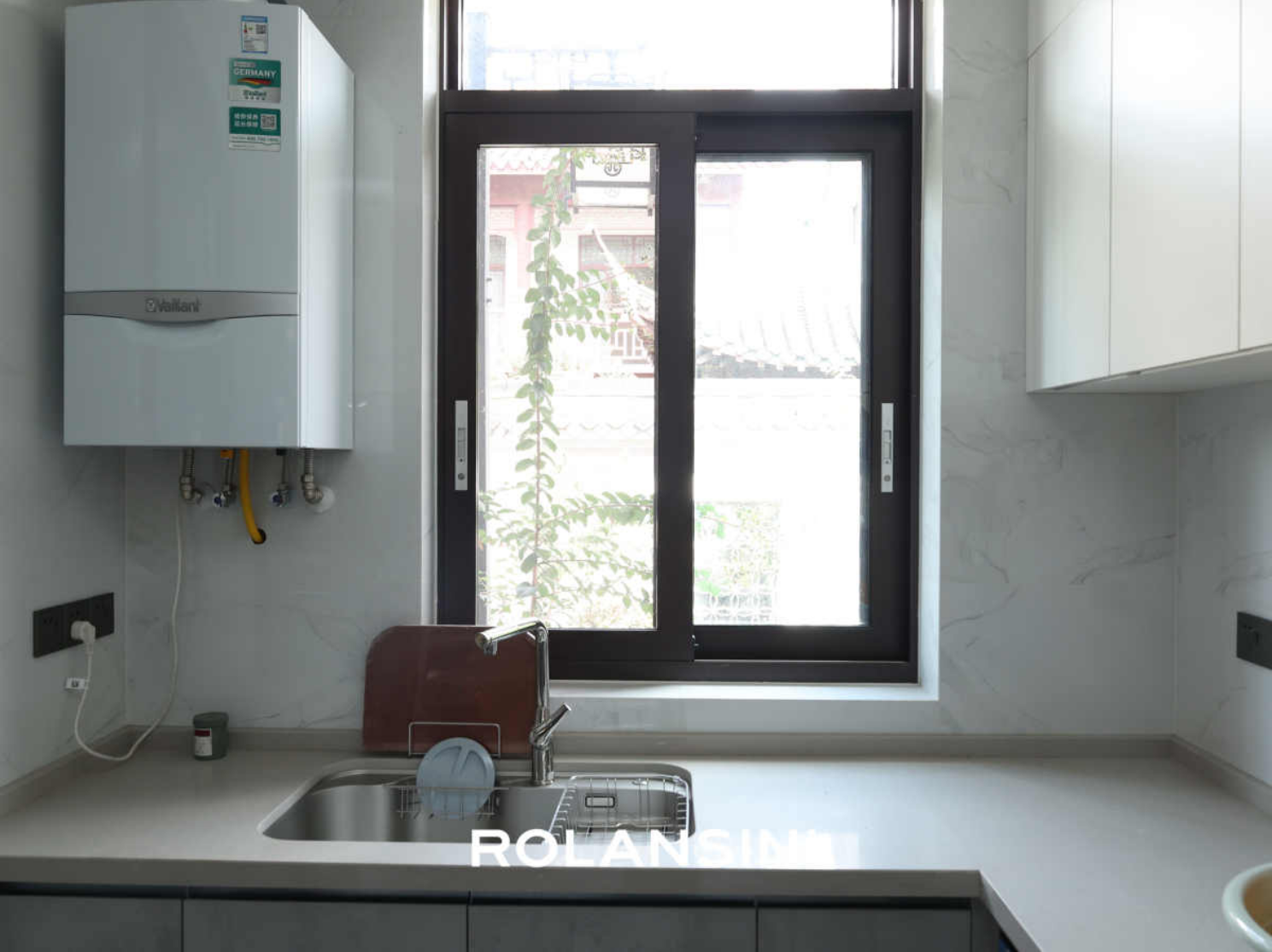aluminum windows and doors