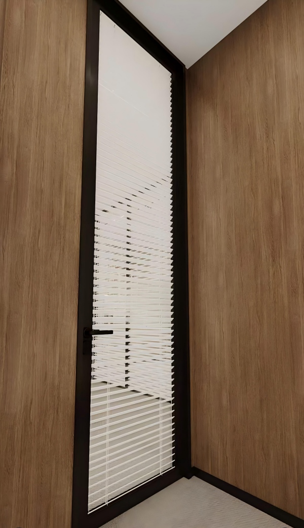 Glass Partition (2).jpg